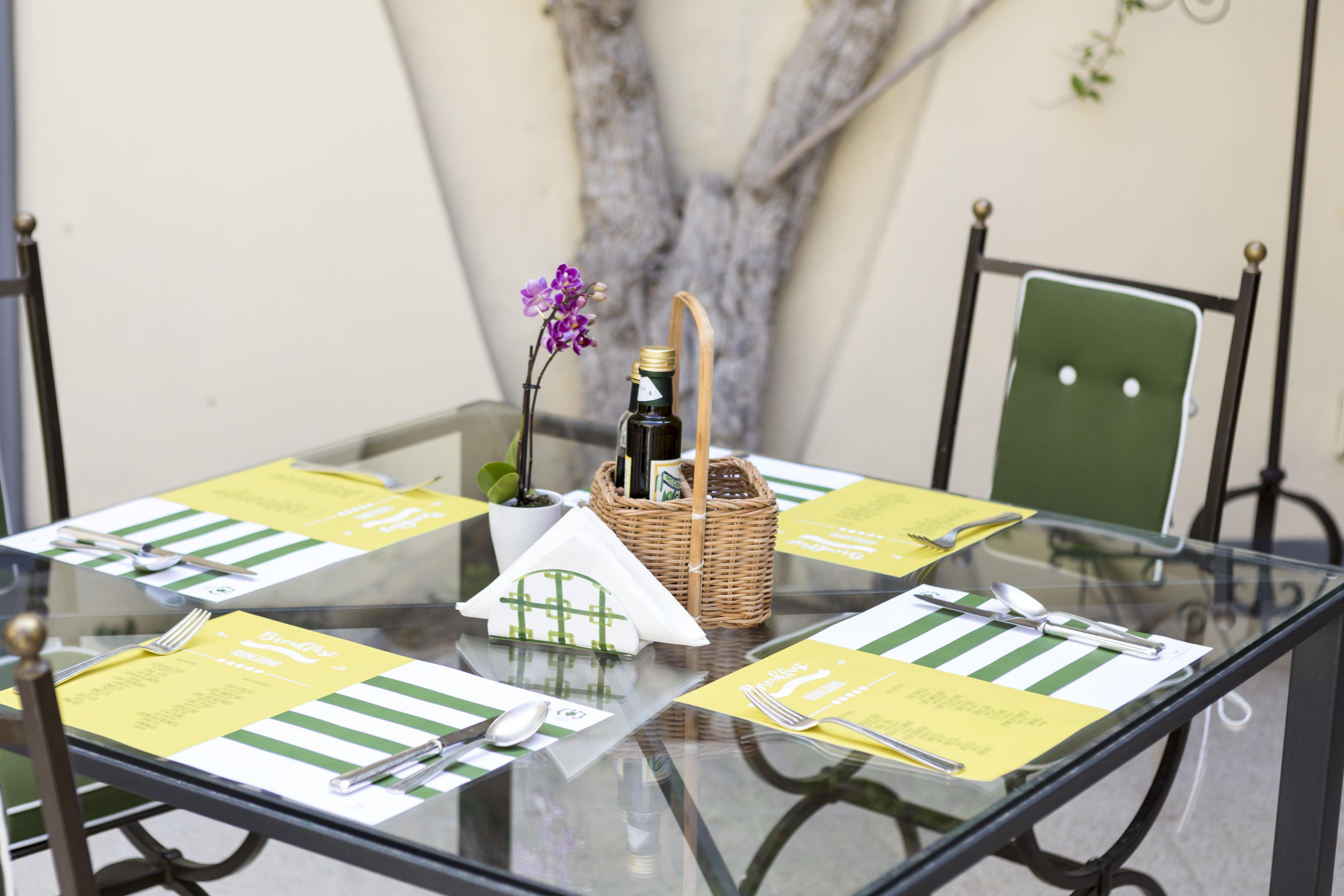 Relais Regina Giovanna Sorrento Restoran gambar